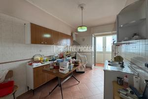 Appartamento a Napoli Corso secondigliano 3 locali