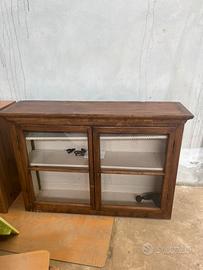 Mobiletto credenzino basso