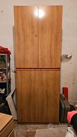 Armadio in legno vintage alto a 4 ante 