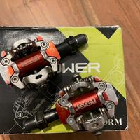 Pedali con powermeter