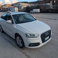 Audi Q3 2.0 TDI 140 CV S Line - Manuale - Full Opt