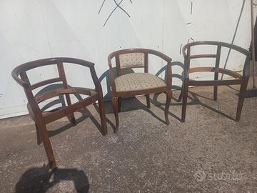 Tre sedie a pozzetto art decò