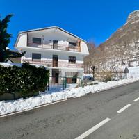 CASA SEMINDIPENDENTE A LEMIE