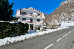 CASA SEMINDIPENDENTE A LEMIE