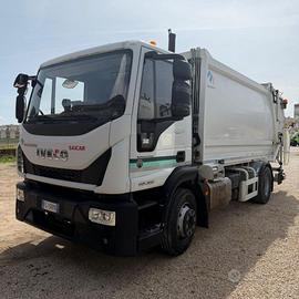 IVECO 140E COMPATTATORE
