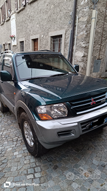 Mitsubishi Pajero v60 3200