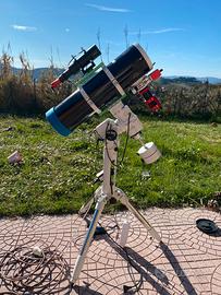 Montarura + telescopio + camera astronomica ecc..