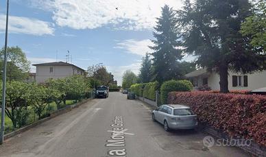 Monolocale funzionale con balcone e posto auto