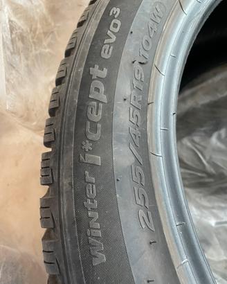 GOMME TERMICHE 255/45 R19 104W