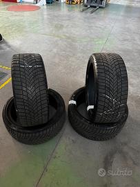 Gomme invernali tesla model 3 235/40 r19