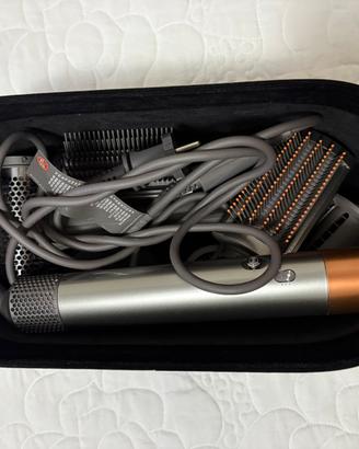 Dyson capelli