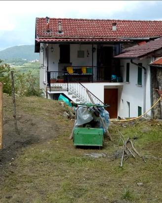 Appartamento più terreni