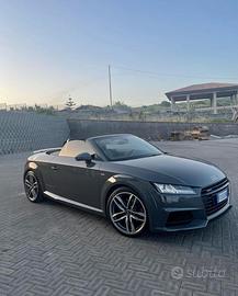 Audi tt roadster