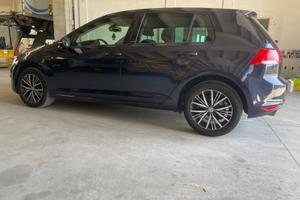 VOLKSWAGEN GOLF 7 1.6 TDI