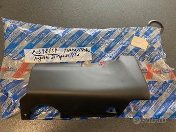 Minigonna poste sinistra Lancia Thema