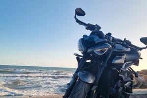 triumph street triple 765 R