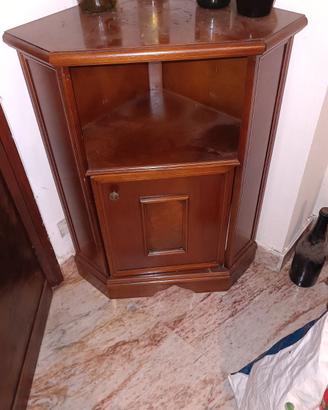 Mobiletto angolare