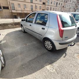 Fiat punto con gancio traino omologato