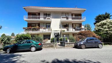 4 LOCALI A CASTIGLIONE TORINESE