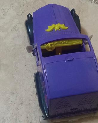 automobile vampirina 