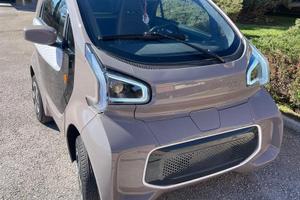 XEV YOYO elettrica pari al nuovo