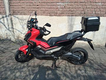 Honda XADV 750 
