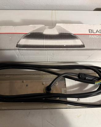 Faro Luce LED Fredda Con Scocca Bianca BLADE LIGHT