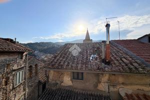 4 LOCALI A SORIANO NEL CIMINO