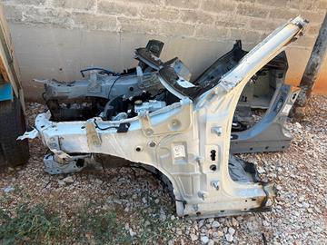 TAGLIO LONGHERONE ANTERIORE SINISTRO BMW X6 ANNO:2