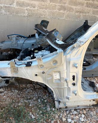 TAGLIO LONGHERONE ANTERIORE SINISTRO BMW X6 ANNO:2