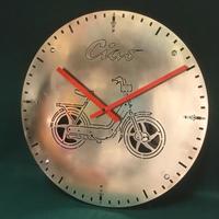 Orologio tagliato a laser