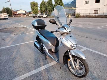 Scooter SH 300