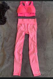 Completo fitness Oceans Apart con coppe estraibili