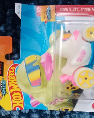 macchinina hot wheels