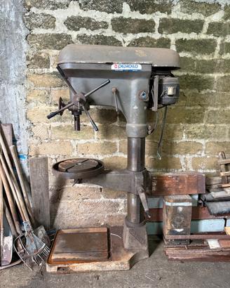 Trapano a colonna professionale