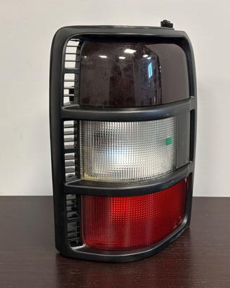 FARO POSTERIORE SX MITSUBISHI MOTORS