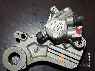 Pinza posteriore Ktm/Brembo di Duke 690 mod. '17
