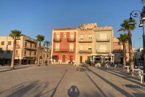 Ampio locale in piazza a Paceco