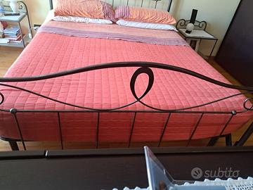 Testata letto e comodini