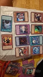 set 21 carte yu-gi-oh. rare/olografiche