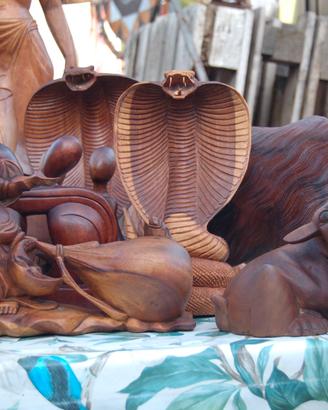 Statue Sculture Indiane in legno di teak