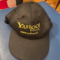 Cappellino Yahoo! Italia