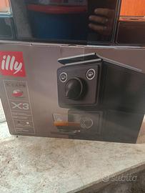 macchina da caffè capsule Illy 