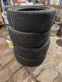 Gomme invernali bridgestone 215/55 r17