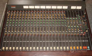 MIXER TASCAM 320 B