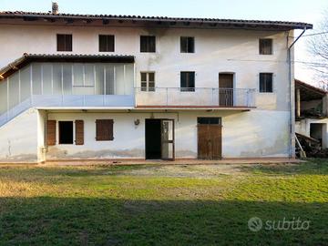 AMPIA CASA DI TESTA TRICAMERE CON GIARDINO E DI...