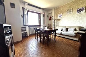 CASA SEMINDIPENDENTE A MONTALE