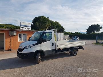 Iveco Daily 35C16 - 2023 - solo 20.000 km - casson