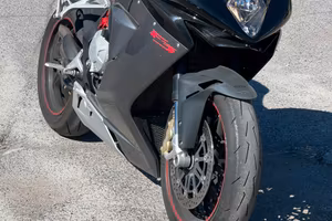 Mv F3 black 675cc