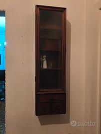 vetrinetta in legno